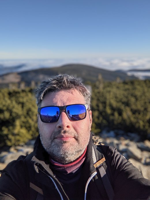 PXL_20201219_093137572.PORTRAIT